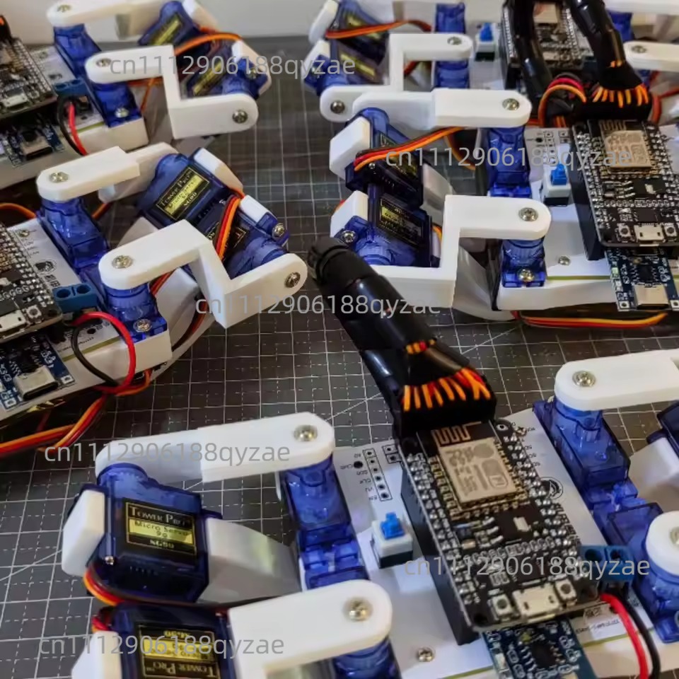 Robot araignée à quatre pattes - Diy Innovative Electronics avis et prix